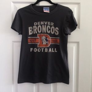 Denver Broncos Junk Food T-Shirt Size Large